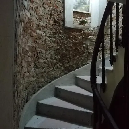 Apartment Cinar